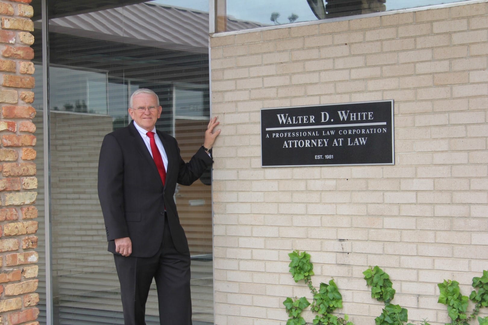 Photo of attorney Walter D. White at office location